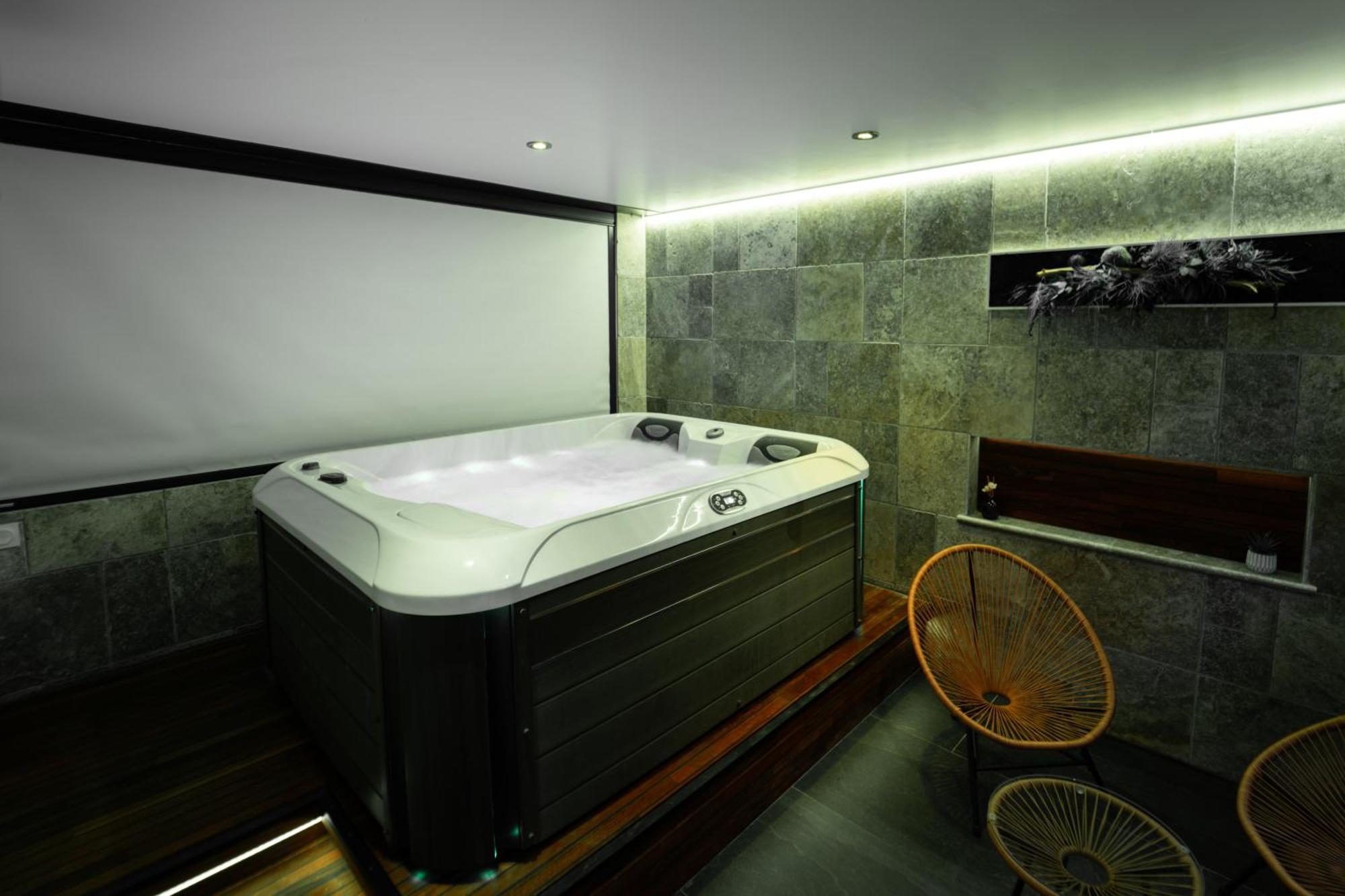 Loft 150 M2 Jacuzzi, Sauna Et Massage Blagnac Luaran gambar